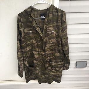 ME JANE CAMO JACKET